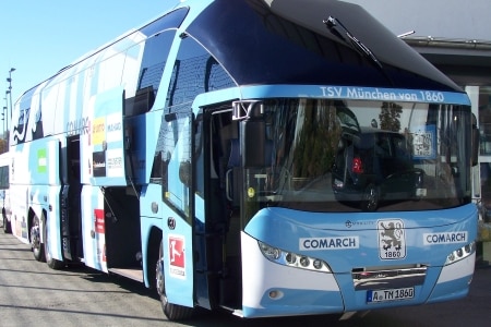 Busse mit wenigen Fahrgästen