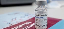 Большинство россиян отказались прививаться российской вакциной от Covid