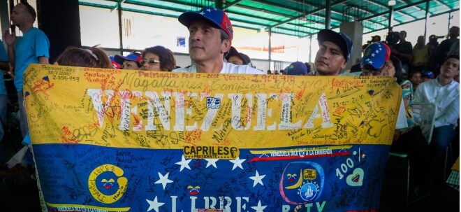 Trump verbietet alle Geschäfte mit Venezuelas Kryptowährung in den USA | finanzen.net