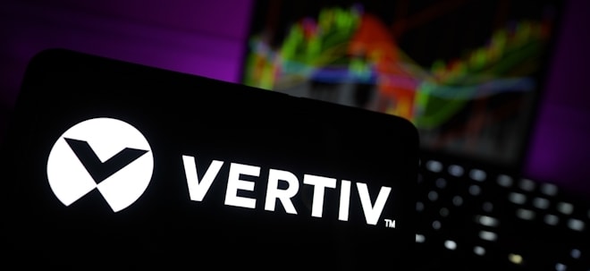 Vertiv-Aktie schlägt NVIDIA deutlich: Heimlicher Gewinner des KI-Booms steigt in den S&P 500 auf