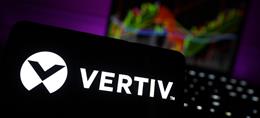 Vertiv-Aktie schlägt NVIDIA deutlich: Heimlicher Gewinner des KI-Booms steigt in den S&P 500 auf