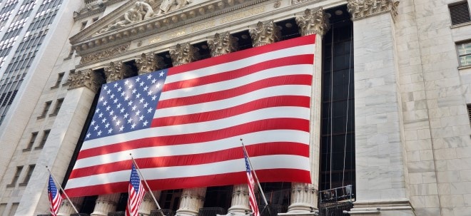 Börsenbeben in den USA: Trump-Zölle reißen Dow Jones und NASDAQ ins Minus | finanzen.net