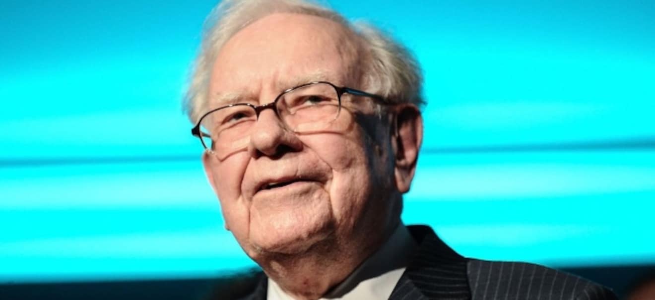 Kein Immobilien-Mogul: "Mieses Investment": Darum kauft Warren Buffett mit Berkshire Hathaway keine Immobilien Warren Buffetts Investmentstrategie: Warum er keine Immobilien kauft | finanzen.net