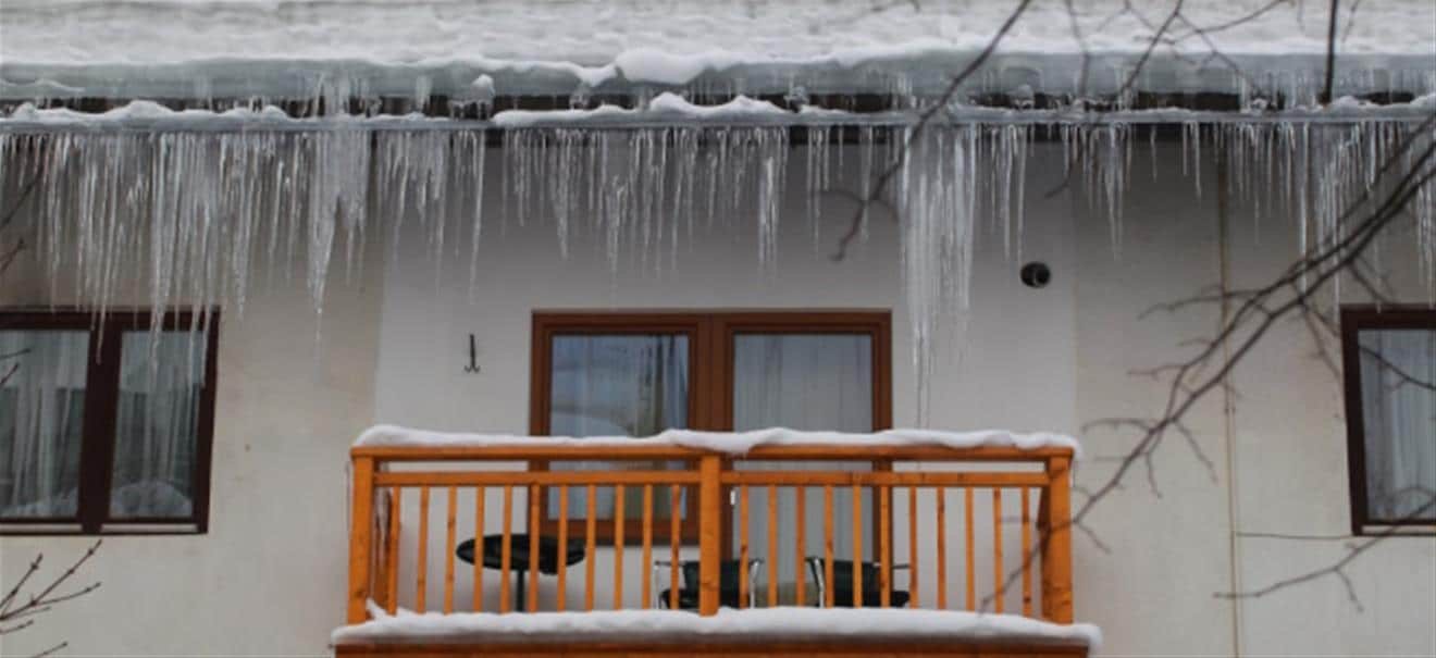 Kälte clever nutzen: Stromsparen mit Balkonkühlung im Winter | finanzen.net