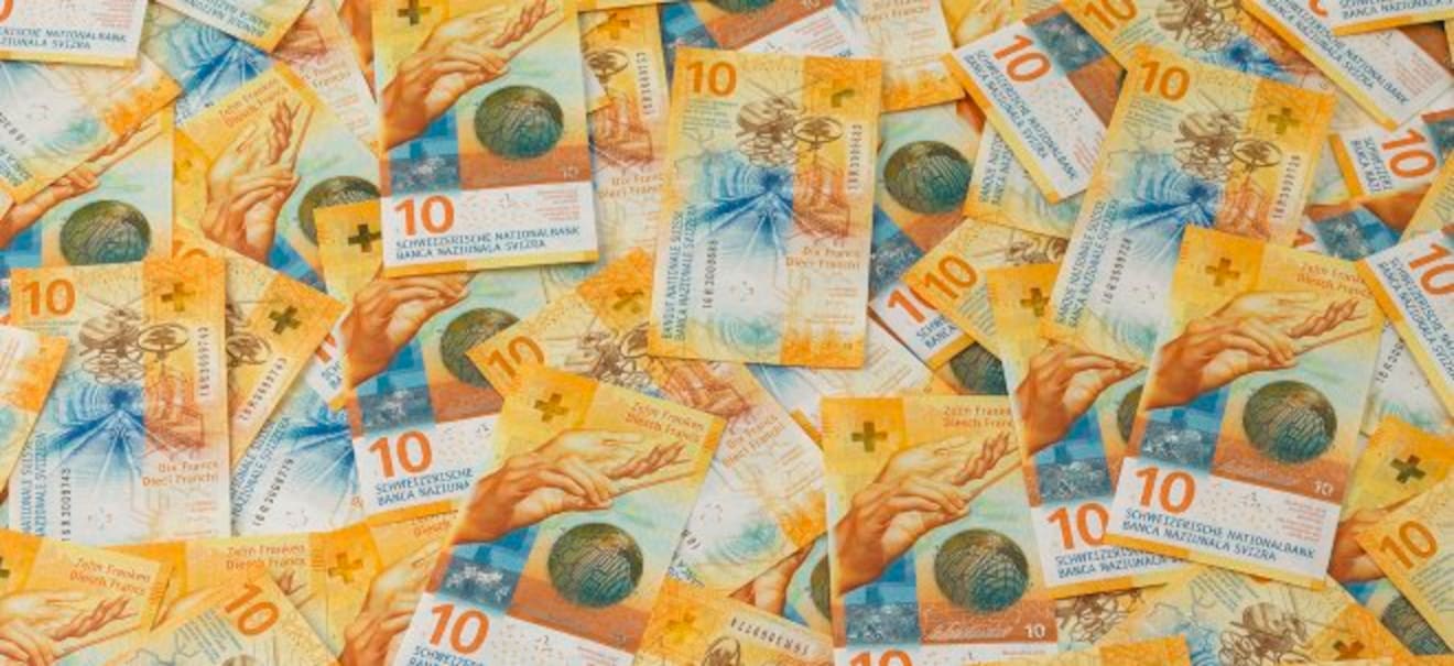 Schweizerische Nationalbank hat dicke Überraschung im Gepäck: Leitzinssenkung vorgenommen | finanzen.net